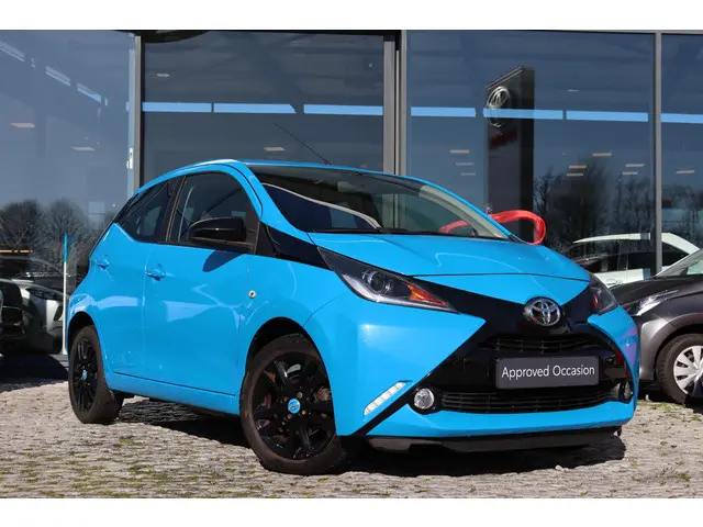 Toyota Aygo 1.0 VVT-i x-cite 2016 Benzine 26