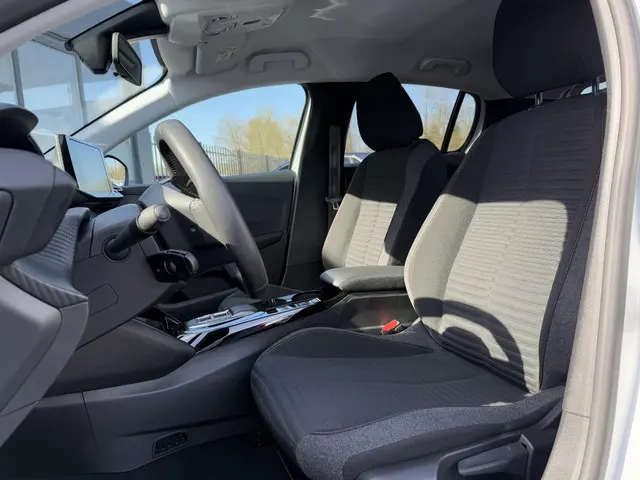 Peugeot e-208 EV Active Pack 50 kWh 2022 Elektrisch 6