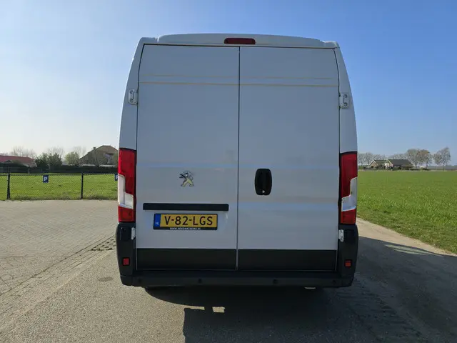 Peugeot Boxer 330 2.0 BlueHDI L2 H2 Pro 2017 Diesel 4