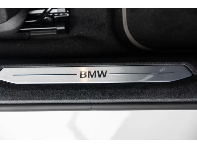 BMW 1 Serie 5-deurs 118i 2024 Benzine 30