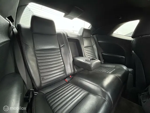 Dodge Challenger 3.6 coupe 2013 Benzine 29