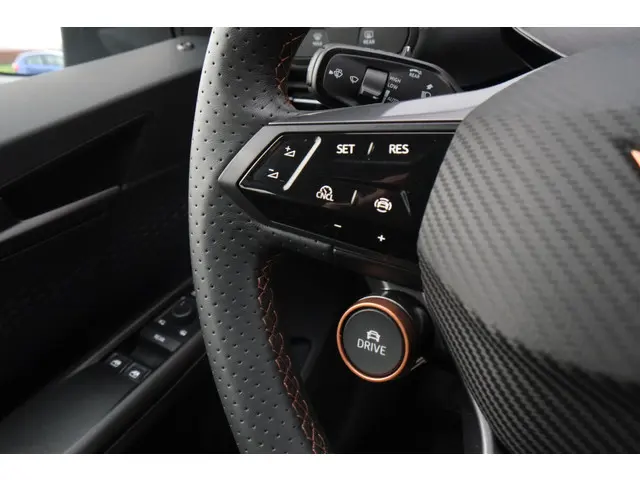 CUPRA Born 170KW 62 kWh 2024 Elektrisch 14