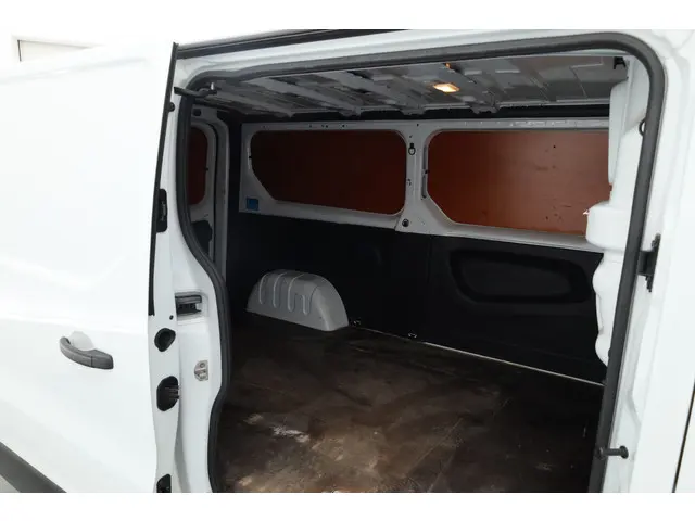 Renault Trafic 2.0 dCi 120pk L2H1 Comfort 2019 Diesel 17