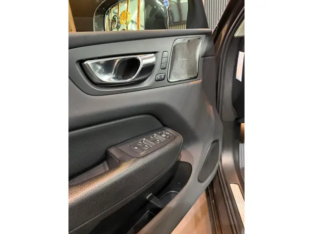 Volvo XC60 2.0 B4 Inscription 2021 Hybride Benzine 14