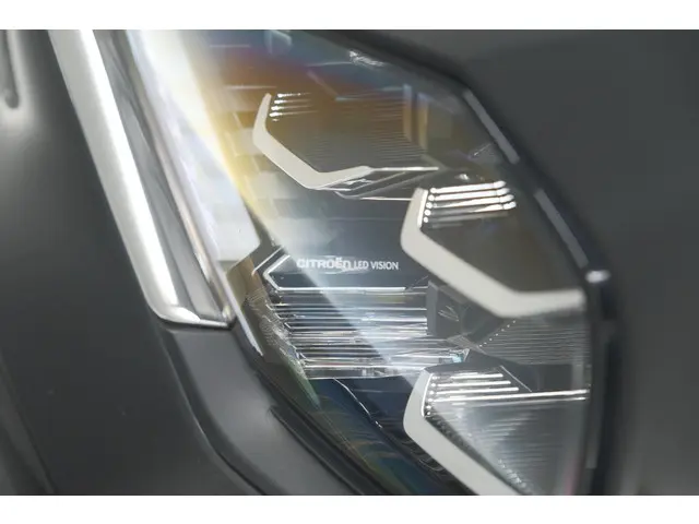 Citroën C4 Puretech 130 EAT8 Shine 2020 Benzine 15