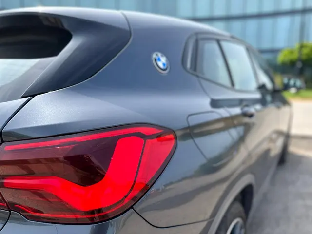 BMW X2 SDrive20i M-Sport High Executive 2020 Benzine 17
