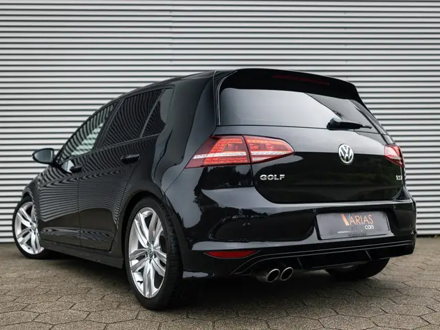 Volkswagen Golf 1.4 TSI Highline 2xR-line 2014 Benzine 8