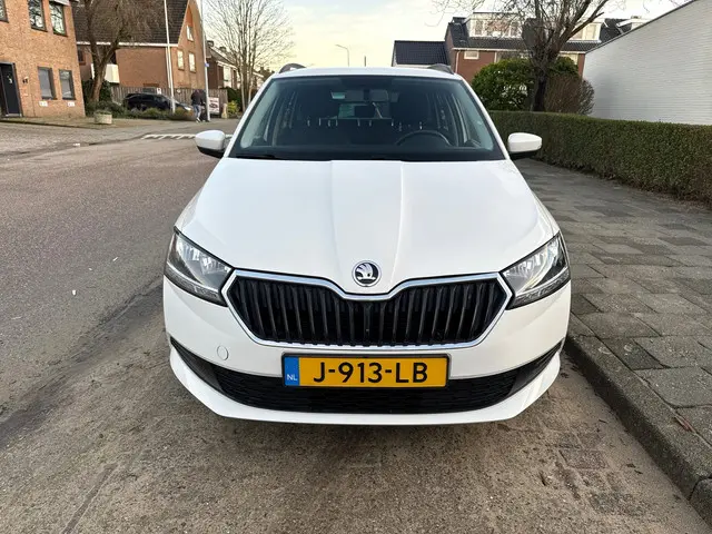 Škoda Fabia Combi 1.0 TSI Active 2020 Benzine 2