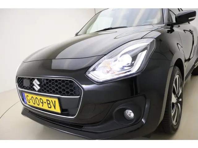 Suzuki Swift 1.0 Stijl Smart Hybrid 2019 Benzine 24