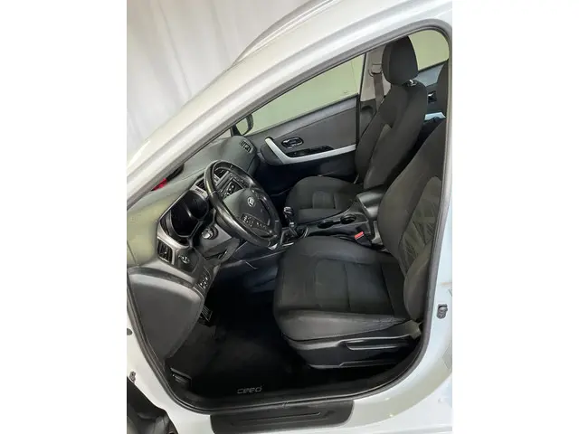 Kia cee'd Sportswagon 1.6 GDI ComfortLine 2015 Benzine 5