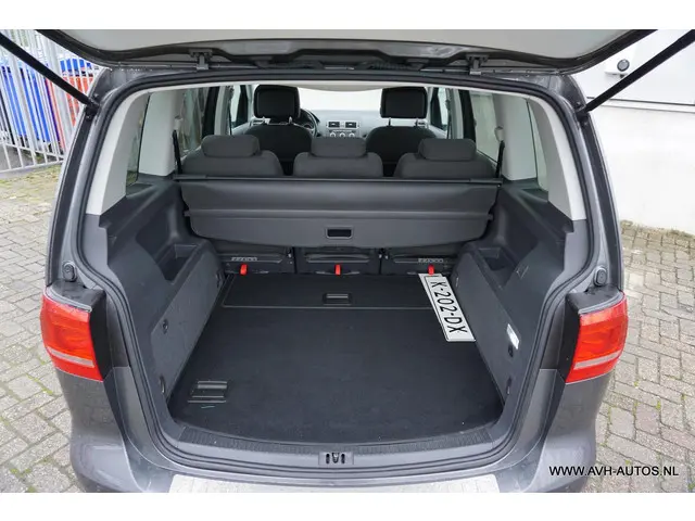 Volkswagen Touran 1.4 TSI Highline Automaat 2014 Benzine 8