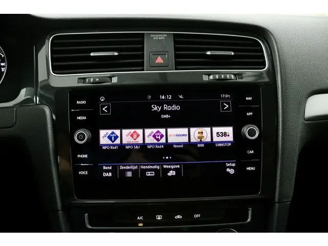 Volkswagen Golf 1.0 TSI Life antraciet 2020 Benzine 20