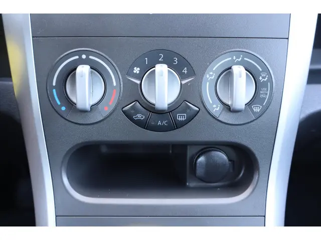 Opel Agila 1.0 Edition Trekhaak 2013 Benzine 13