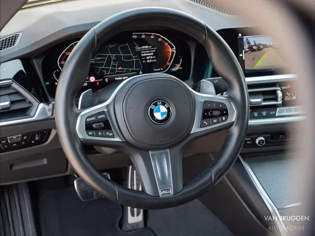 BMW 2 Serie Coupé 220i M-Sport 2022 Benzine 7