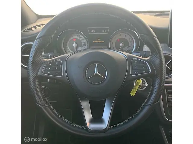 Mercedes-Benz CLA Shooting Brake 180 Ambition 2015 Benzine 5