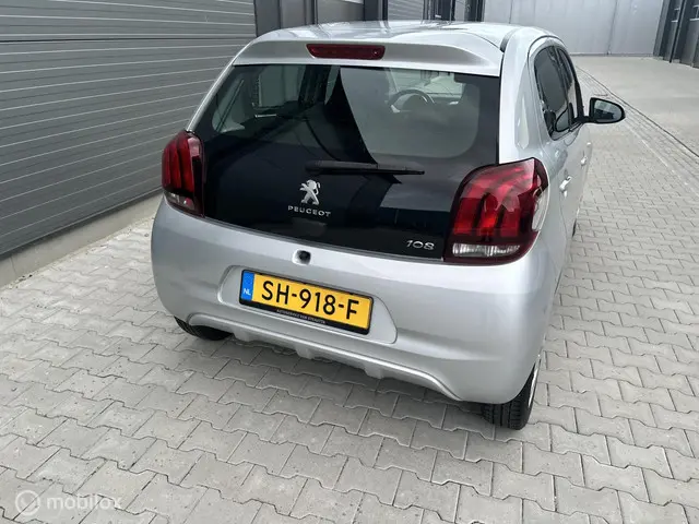 Peugeot 108 1.0 e-VTi Active TOP! 2018 Benzine 9