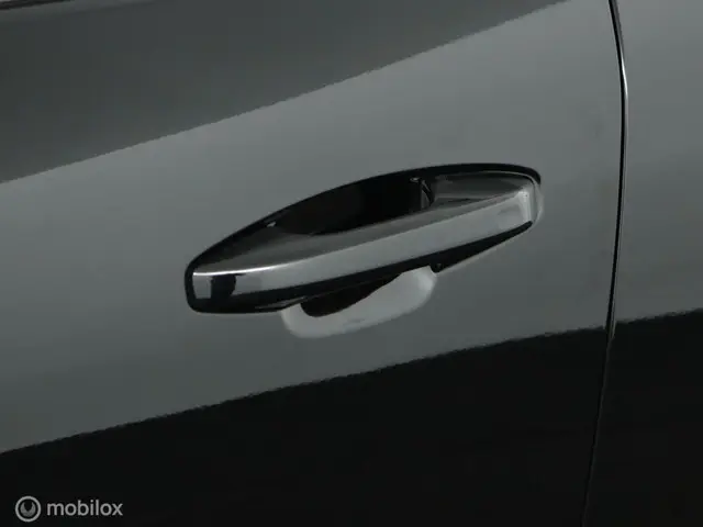 Volvo XC40 2.0 T5 AWD R-Design 2018 Benzine 53