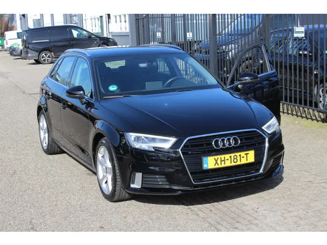 Audi A3 Sportback 30 TFSI Sport Edition 2019 Benzine 18