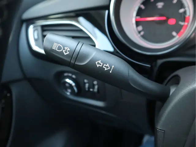 Opel Astra Sports Tourer 1.0 Turbo Business 2019 Benzine 28