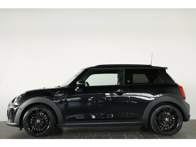 MINI Electric Cooper MINI Yours 33 kWh 2023 Elektrisch 27