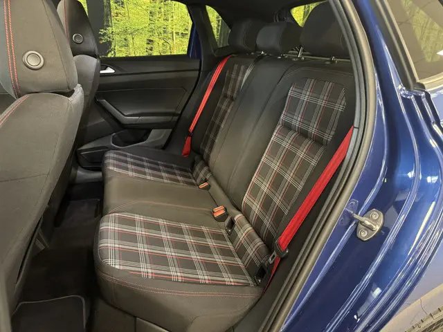 Volkswagen Polo 2.0 TSI GTI 2020 Benzine 27