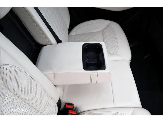 Mercedes-Benz M-Klasse 500 2013 Benzine 76