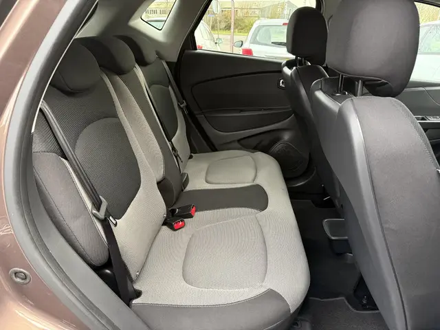 Renault Captur 0.9 TCe Expression 2015 Benzine 10