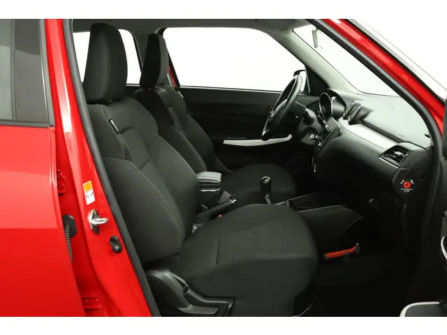 Suzuki Swift 1.2 Comfort Smart Hybrid 2021 Benzine 21