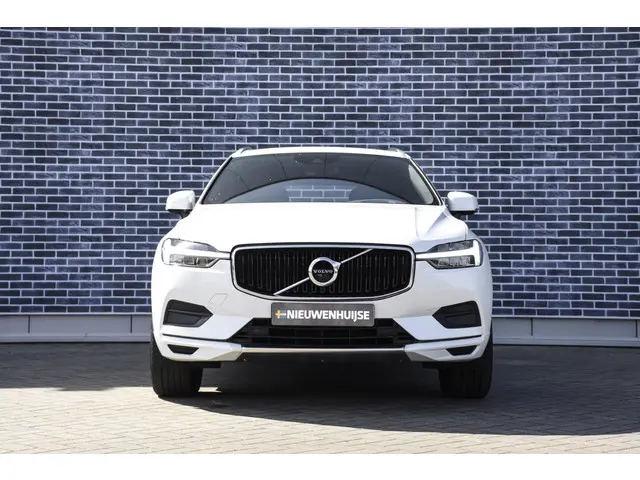 Volvo XC60 2.0 B5 Momentum Exclusive 2021 Benzine 9