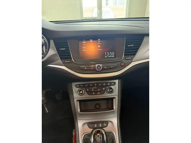 Opel Astra 1.2 Business Executive 2020 Benzine 20