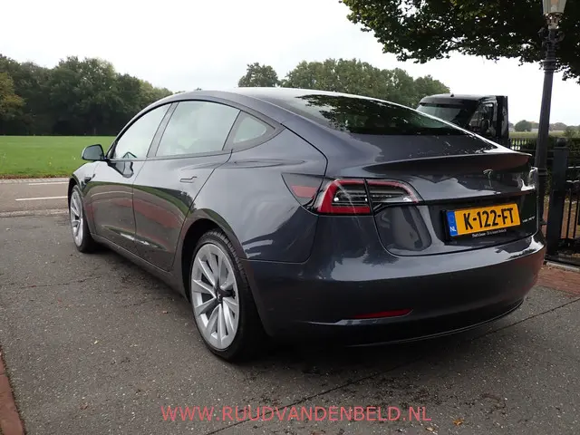 Tesla Model 3 LONG RANGE AWD 75kWh 2020 Elektrisch 5