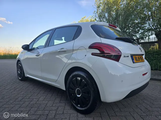 Peugeot 208 1.2 PureTech Allure Nieuwe APK 2019 Benzine 7