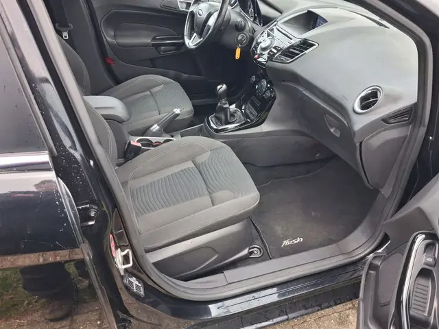 Ford Fiesta 1.0 EcoBoost Titanium 2013 Benzine 8