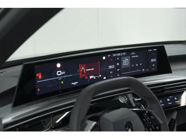 Peugeot 5008 HYbrid 145 e-DCS6 GT 2025 Hybride Benzine 49