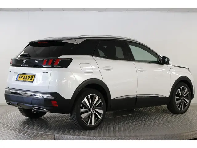 Peugeot 3008 1.2 PureTech GT Line 130 PK. 2017 Benzine 2