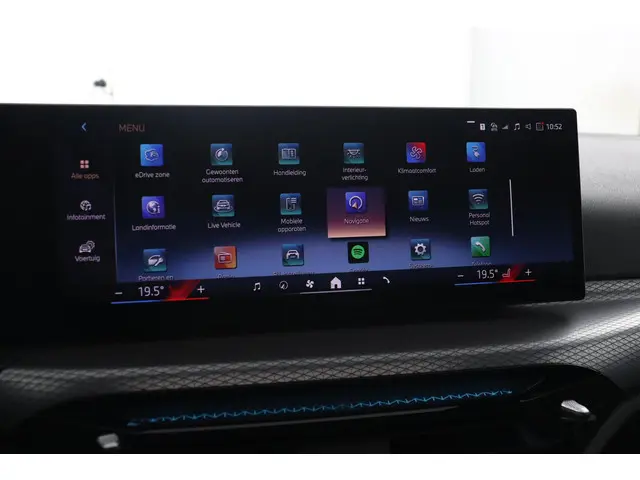 BMW 3 Serie Touring 330e 2025 Hybride Benzine 55