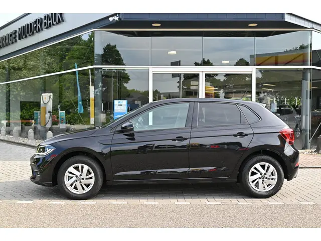 Volkswagen Polo 2