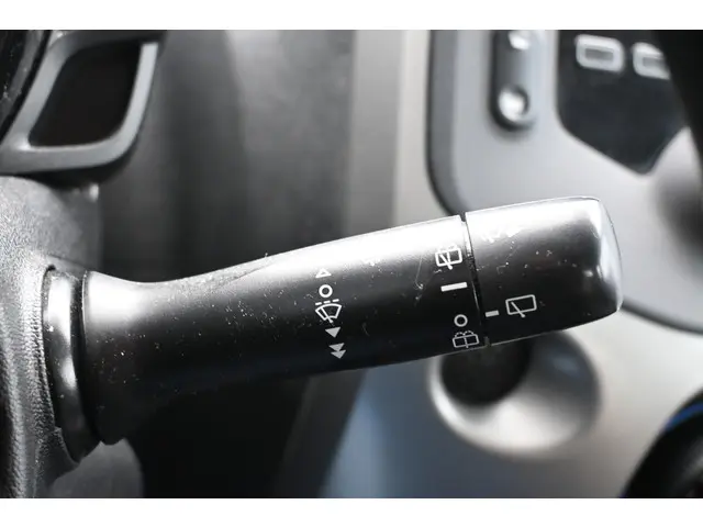 Peugeot 108 1.0 e-VTi Active 2017 Benzine 31