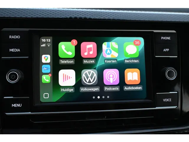 Volkswagen Polo 1.0 TSI Life 2023 Benzine 32