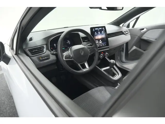 Renault Clio TCe 90 GPF techno 2025 Benzine 71