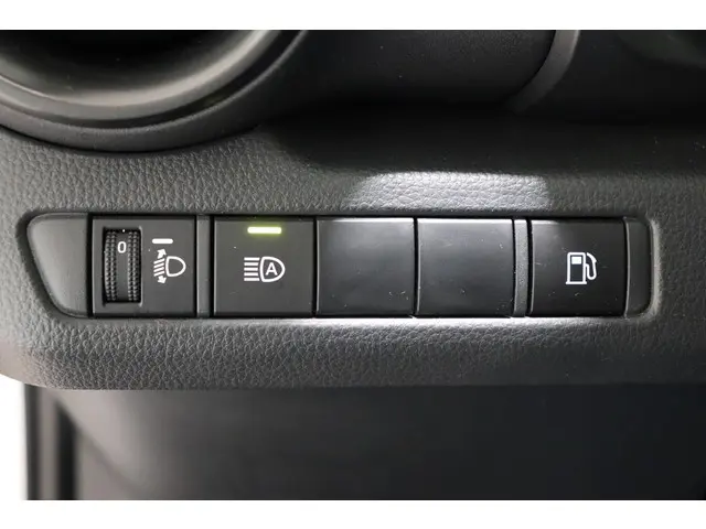 Toyota C-HR 1.8 Hybrid 140 Dynamic, 2024 Hybride Benzine 12