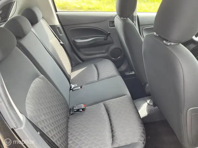 Mitsubishi Space Star 1.2 Cool+ 2022 Benzine 17