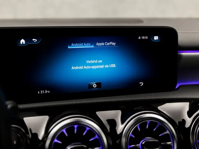 Mercedes-Benz CLA 250 e AMG Sport 2021 Hybride Benzine 33