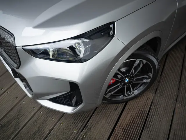 BMW iX1 eDrive20 2026 Elektrisch 12