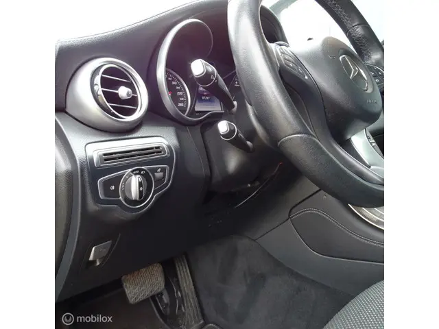 Mercedes-Benz GLC Coupe 250 4MATIC Prestige 2017 Benzine 9