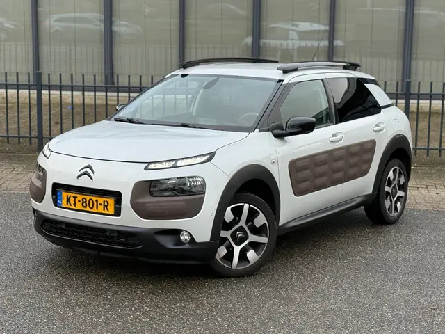 Citroën C4 Cactus 1.2 e-VTi Automaat / N APK 2014 Benzine