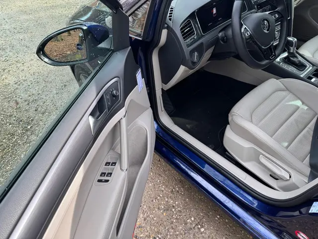 Volkswagen e-Golf E-Golf 2017 Elektrisch 15