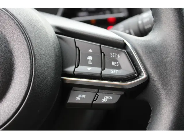 Mazda 2 1.5 e-SkyActiv-G 90 Exclusive-Line 2024 Benzine 17