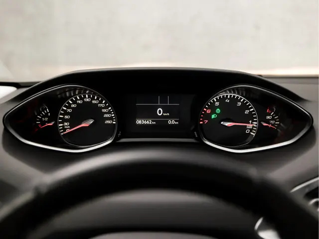 Peugeot 308 1.2 PureTech Sport 2019 Benzine 23