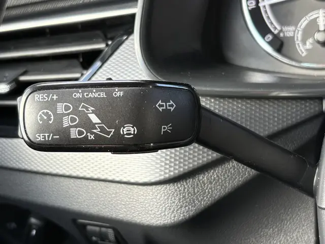 Škoda Kamiq 1.0 TSI Ambition 2022 Benzine 8